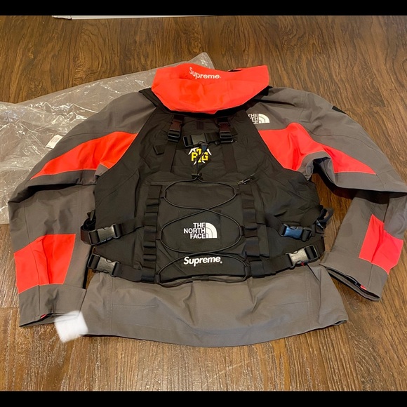 Supreme x North Face - RTG small TNF - Picture 2 of 4